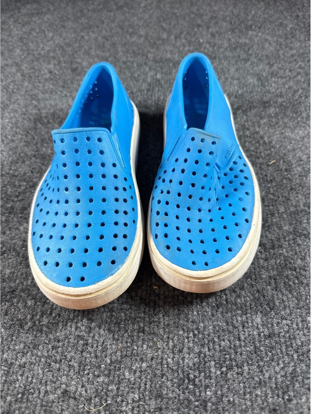 Native Jefferson Kids Blue EVA Slip On Shoes Approx Youth 4 9 Inch Sole